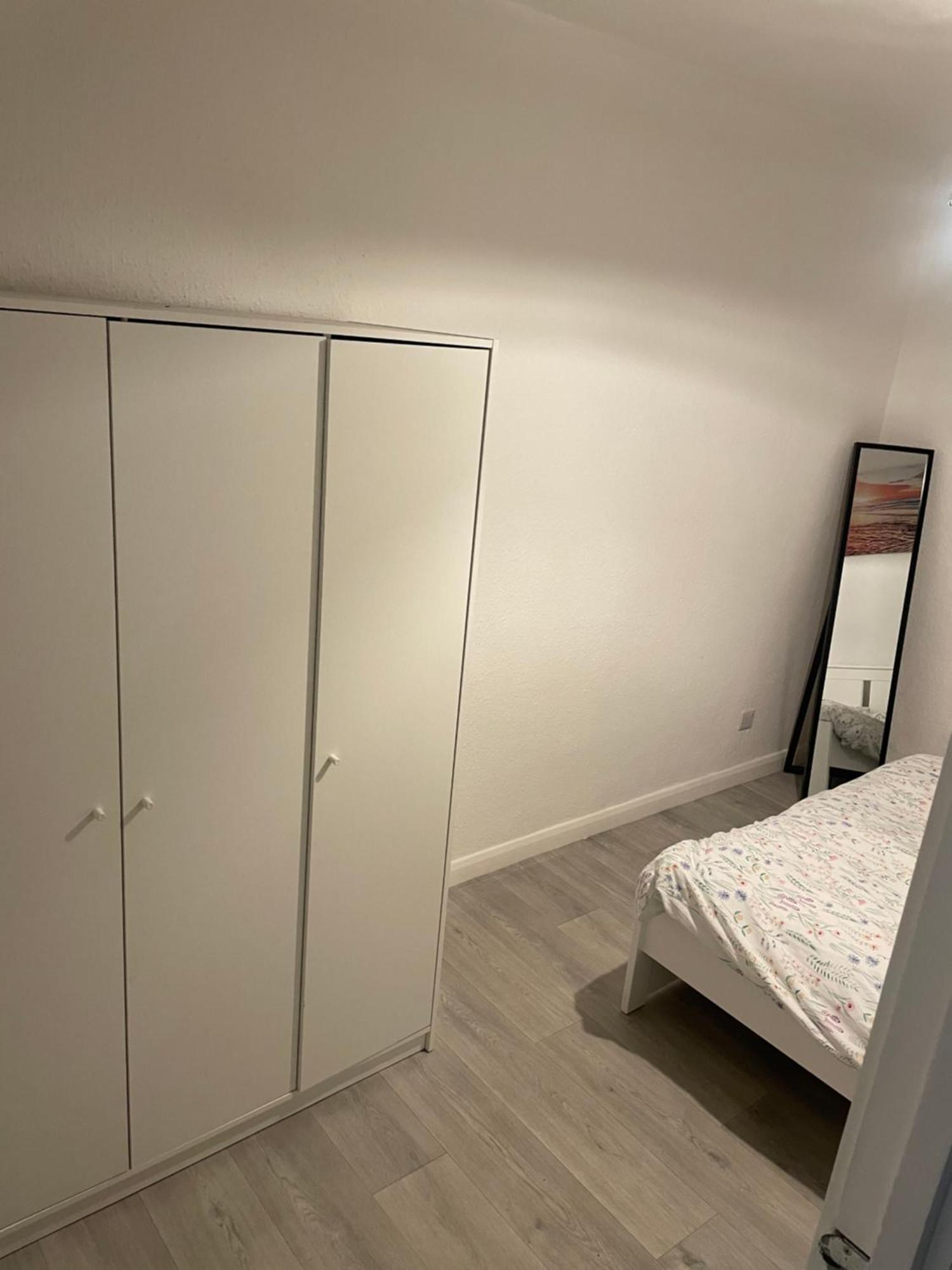 One Bedroom Flat Near Vauxhall Train Station London Eksteriør billede